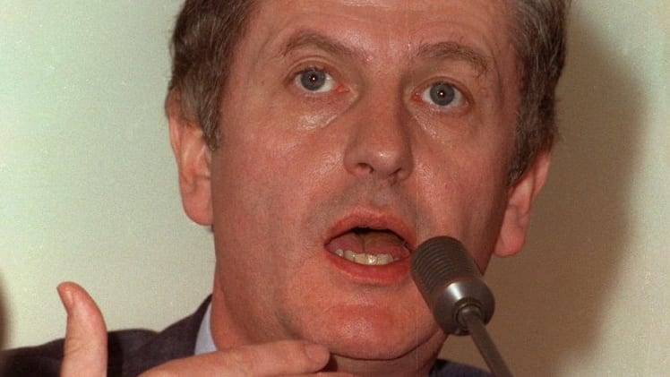 Room 317: Unraveling the Mystery of Uwe Barschel's Death