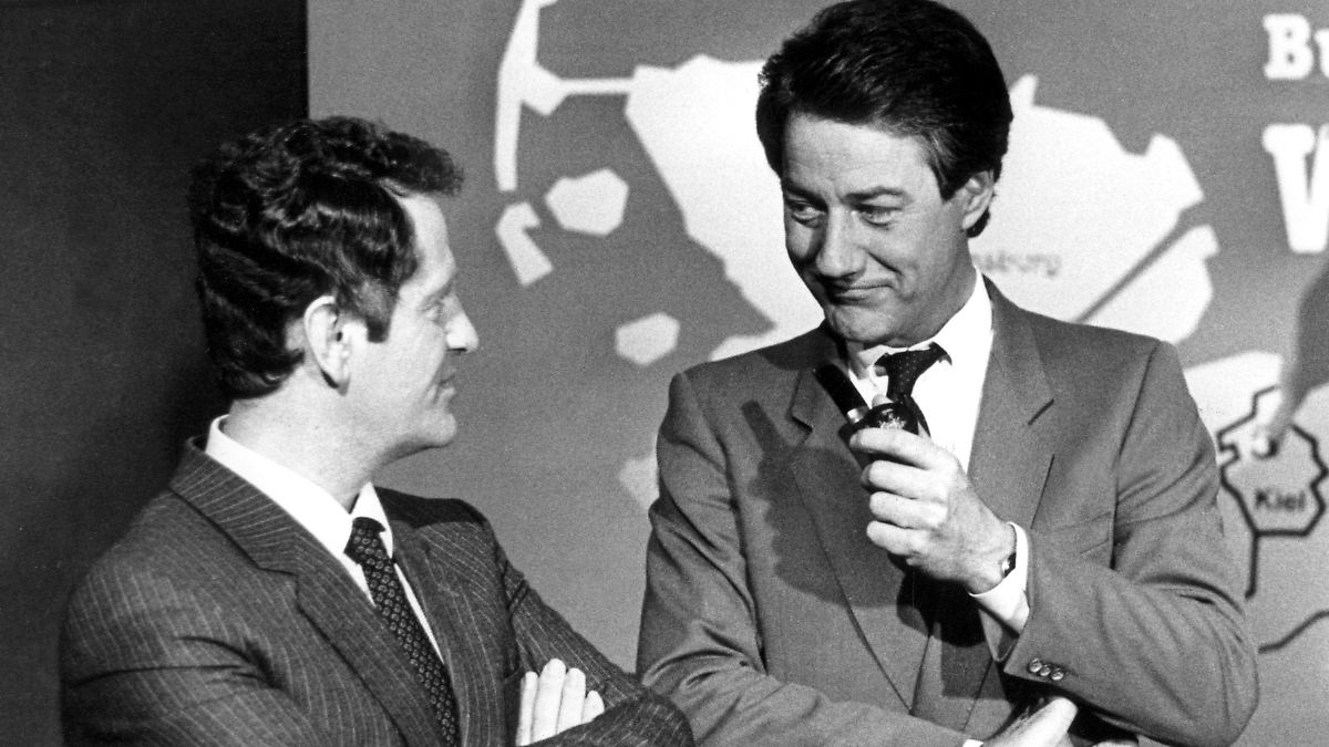 Uwe Barschel: Dirty Tricks, Political Downfall, and Unanswered Questions